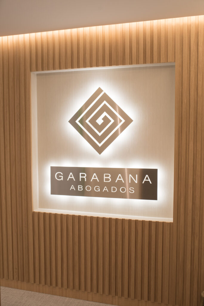 abogados garabana logo